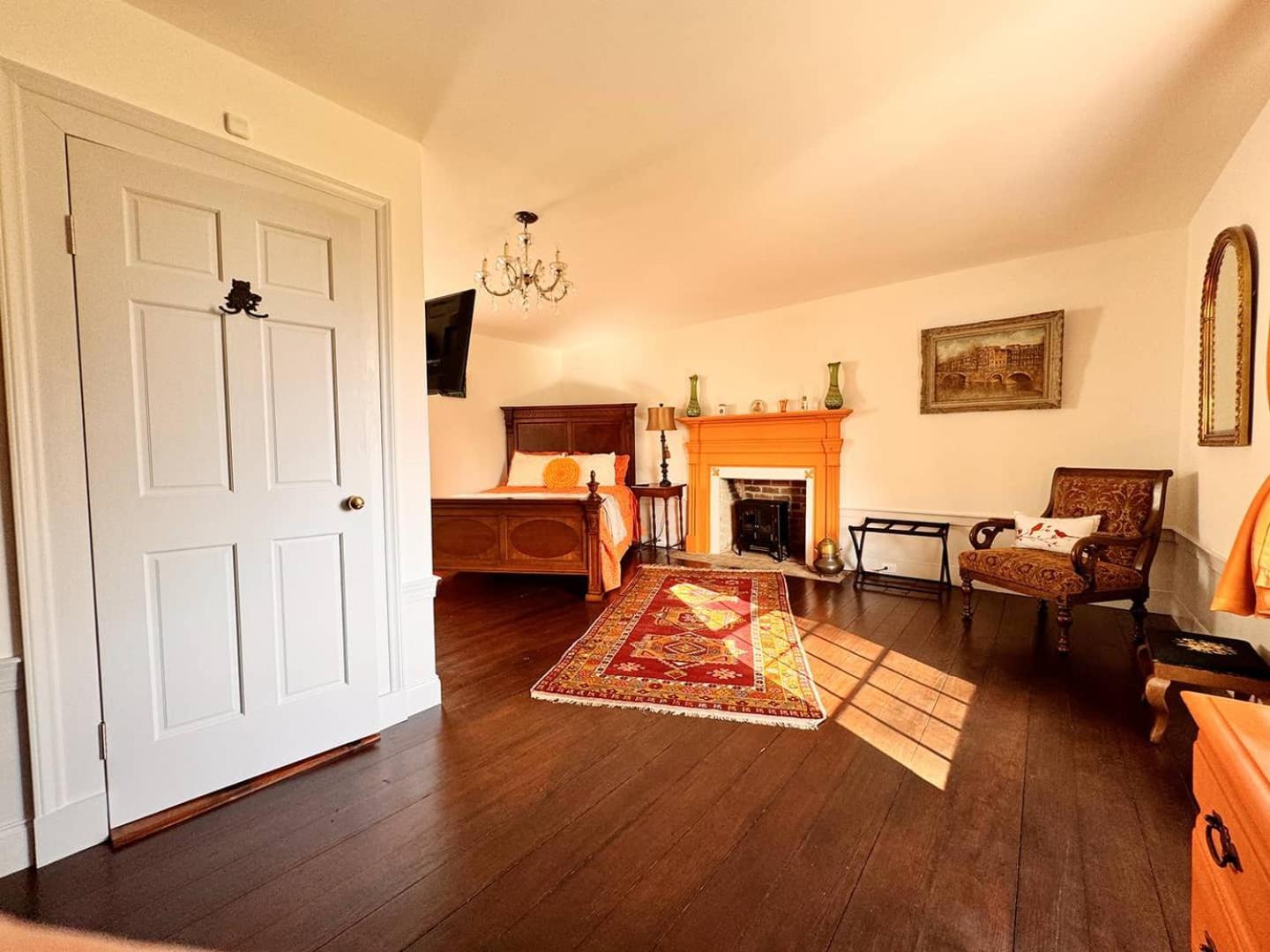 The Sunnyside Sisters Bed And Breakfast Clarksville Εξωτερικό φωτογραφία